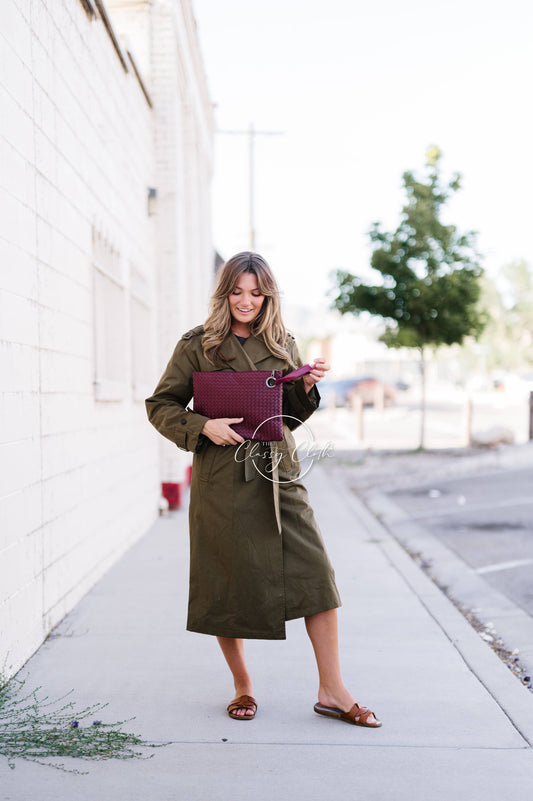 Trendy Clutch - Weave Wine RTS