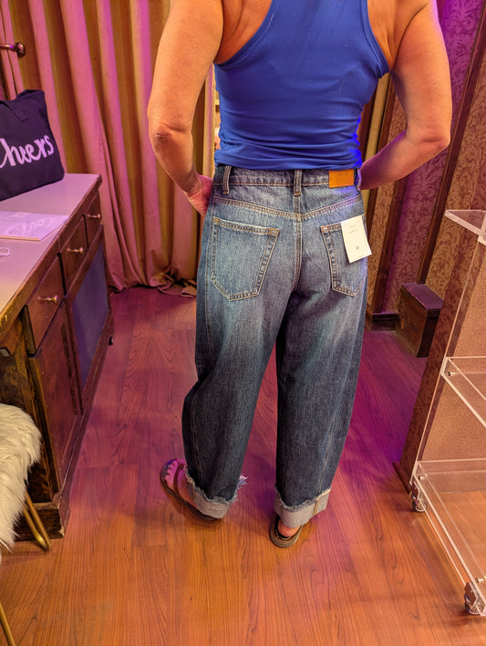Barrel Cuff Jean